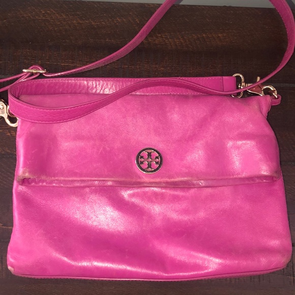 Tory Burch Handbags - Tory Burch Dena Foldover Bag